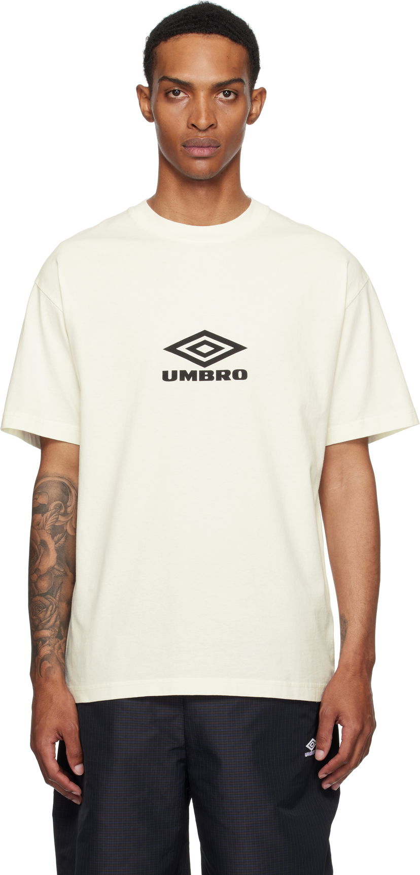 Футболка Umbro Umbro Basic T-Shirt білий | UBMW0327JY98