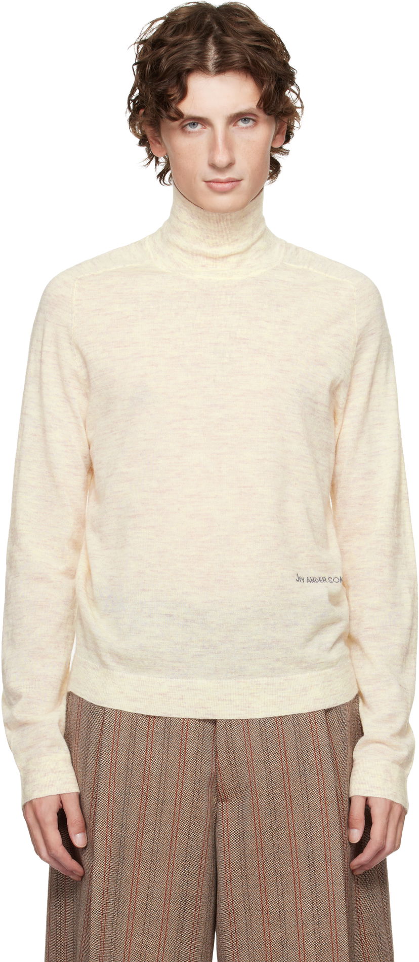 Cветр JW Anderson JW Anderson Logo Turtleneck бежевий | KW1436-YN0444