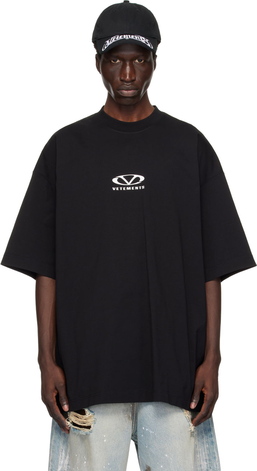 Футболка VETEMENTS Oval Logo Oversized T-Shirt чорний | UA66TR605BW