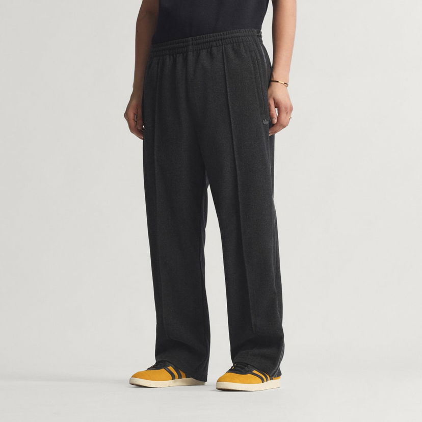 Спортивні штани adidas Performance Premium Sweatpants чорний | JV7607