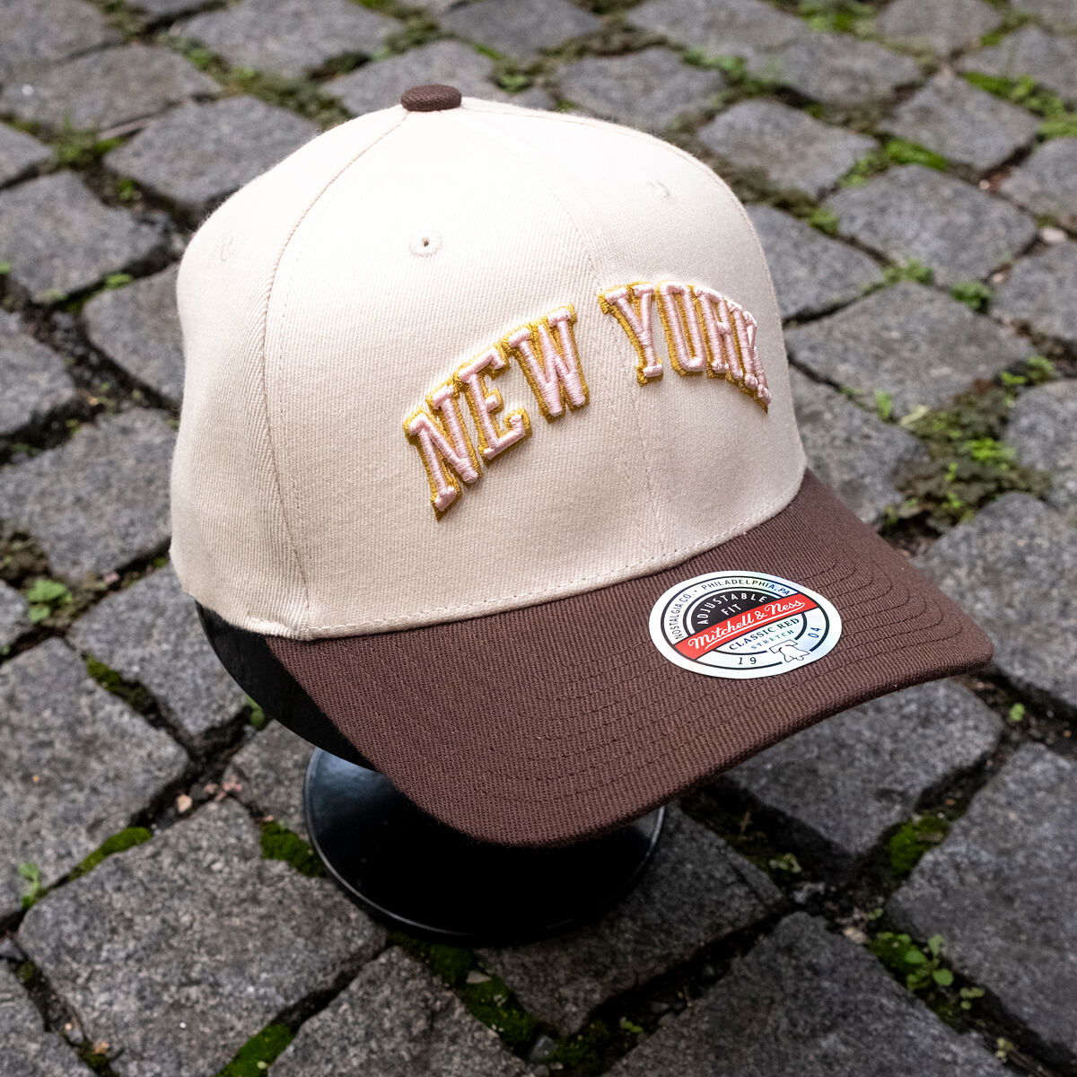 Кепка Mitchell & Ness Mitchell & Ness New York Knicks Adjustable Classic Red Snapback бежевий | HC14303-NYKCRBR, 0