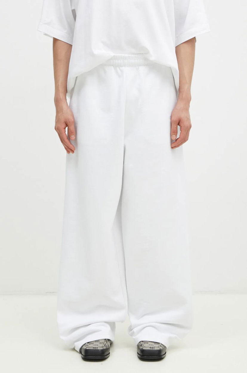 Спортивні штани VETEMENTS VETEMENTS Embroidered Logo Sweatpants білий | UA66SP630W