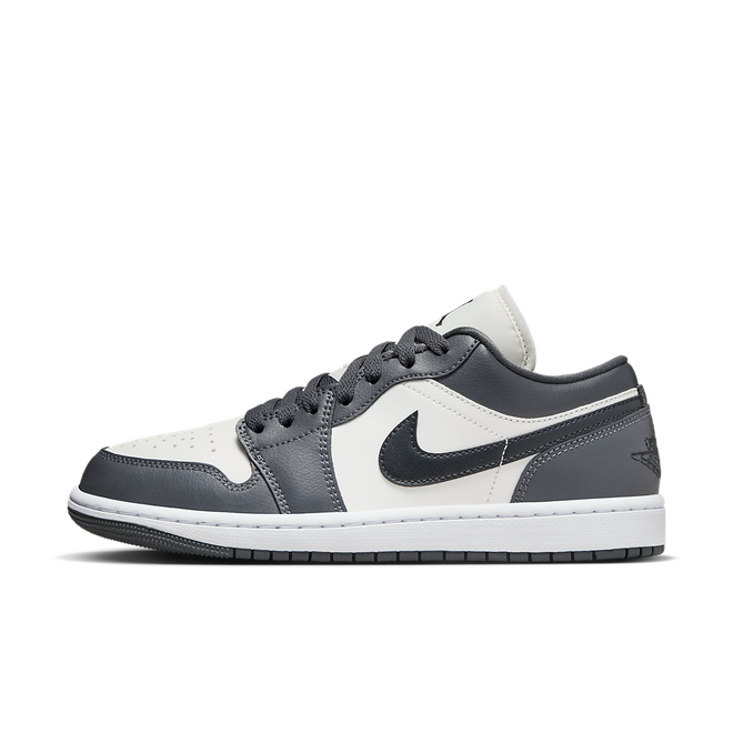 Кросівки та взуття Jordan Air Jordan 1 Low WMNS Сірий | DC0774-102