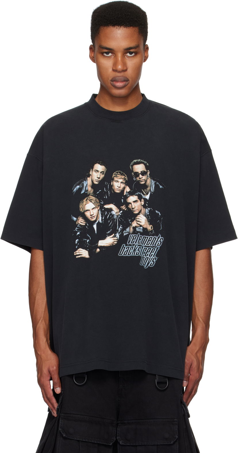 Футболка VETEMENTS 'Backstreet Boys' Oversized Graphic T-Shirt чорний | UA66TR620B