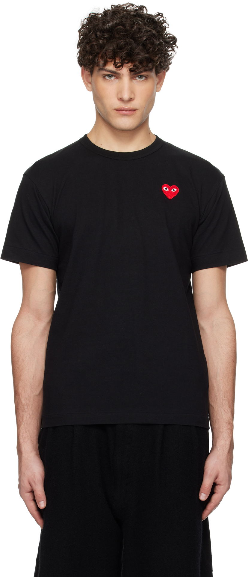 Футболка Comme des Garçons Black T-Shirt with Red Heart Patch чорний | AX-T108-051