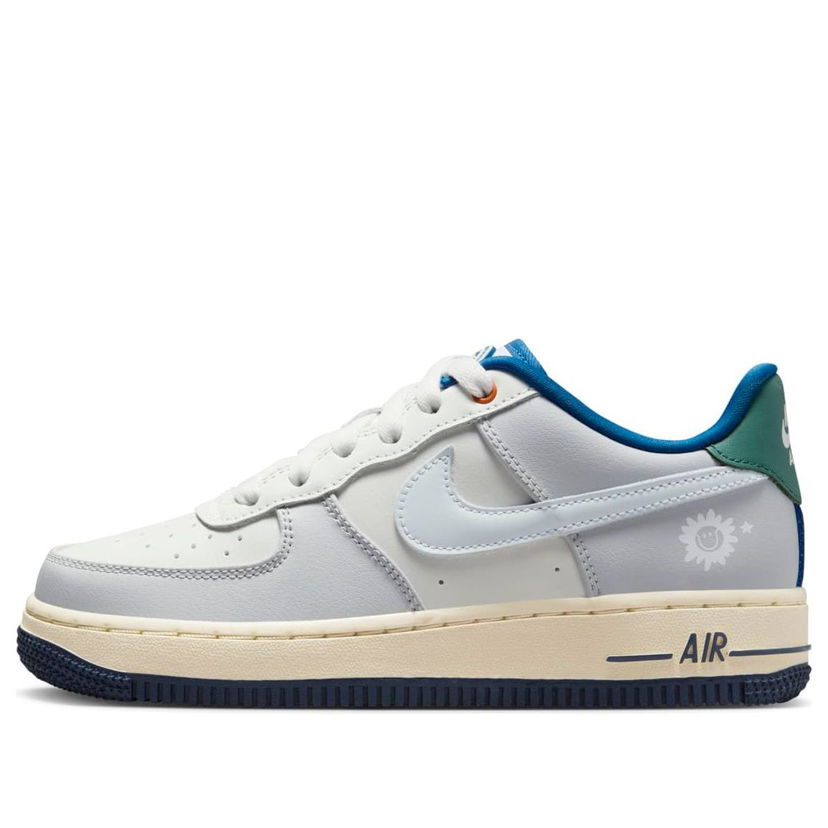 Кросівки та взуття Nike Air Force 1 LV8 білий | HM3721-111