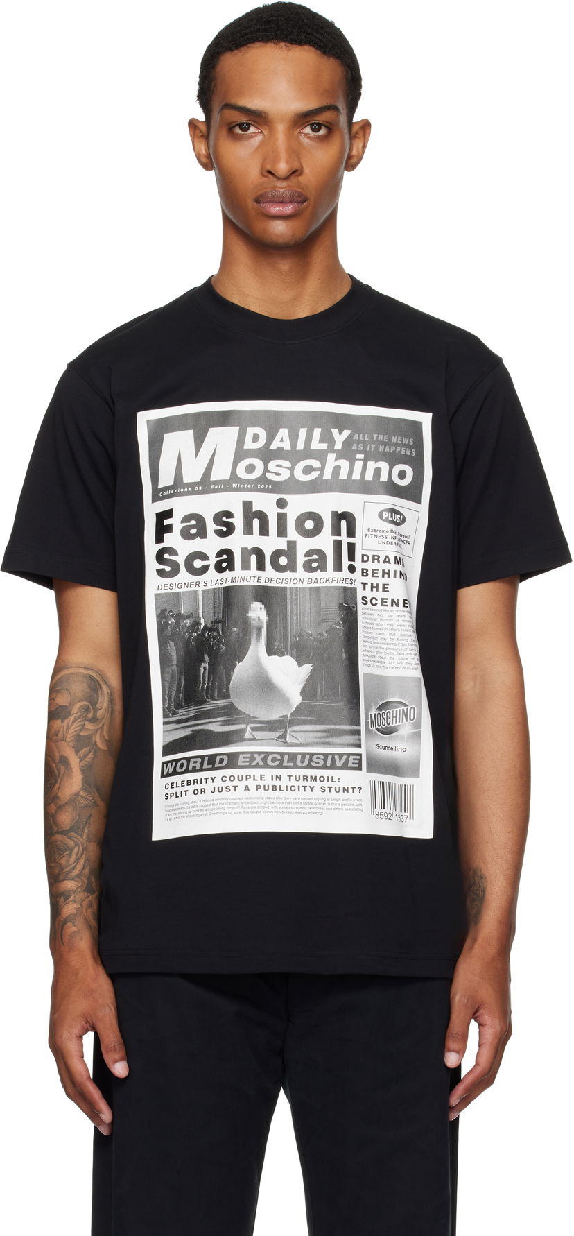 Футболка Moschino Moschino Daily Newspaper Graphic Tee чорний | 252ZZ072452411555
