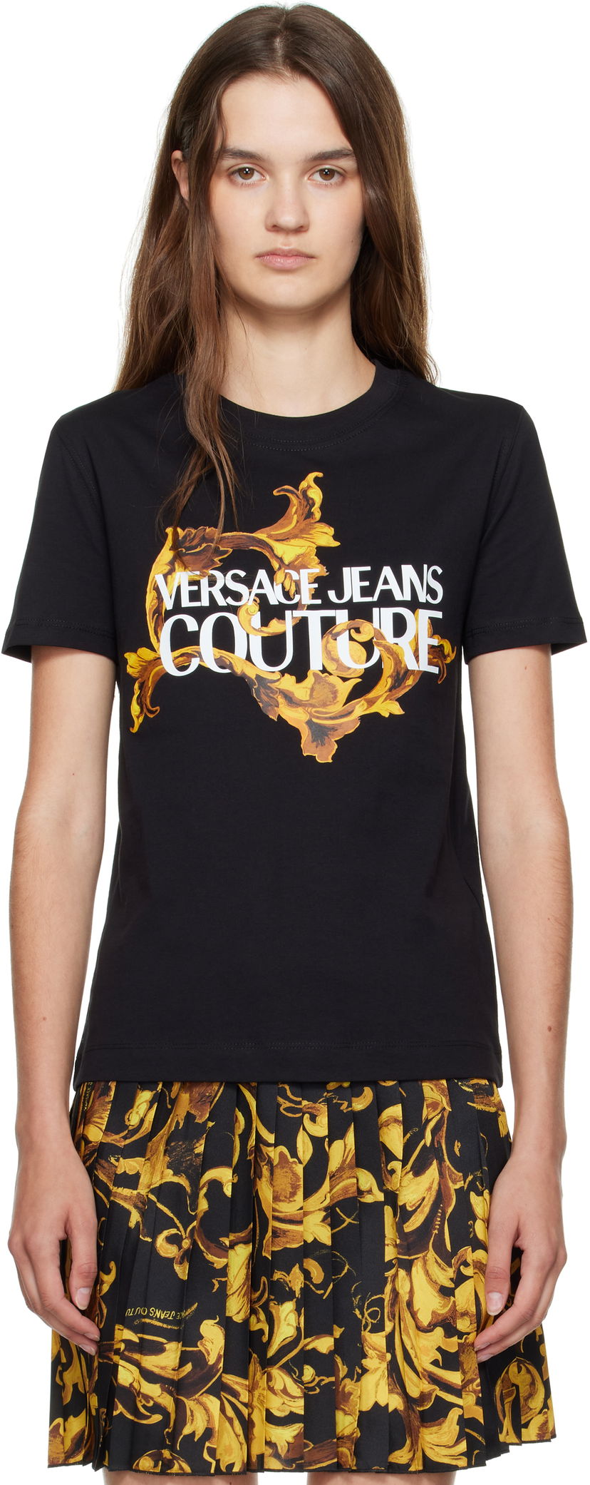 Футболка Versace Versace Jeans Couture Cotton Jersey T-shirt with Baroque Print чорний | E79HAHE06_ECJ00E