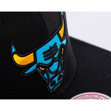Кепка Mitchell & Ness NBA Core Xi Snapback Chicago Bulls Black чорний | HHSS6751-CBUYYPPPBLCK, 5