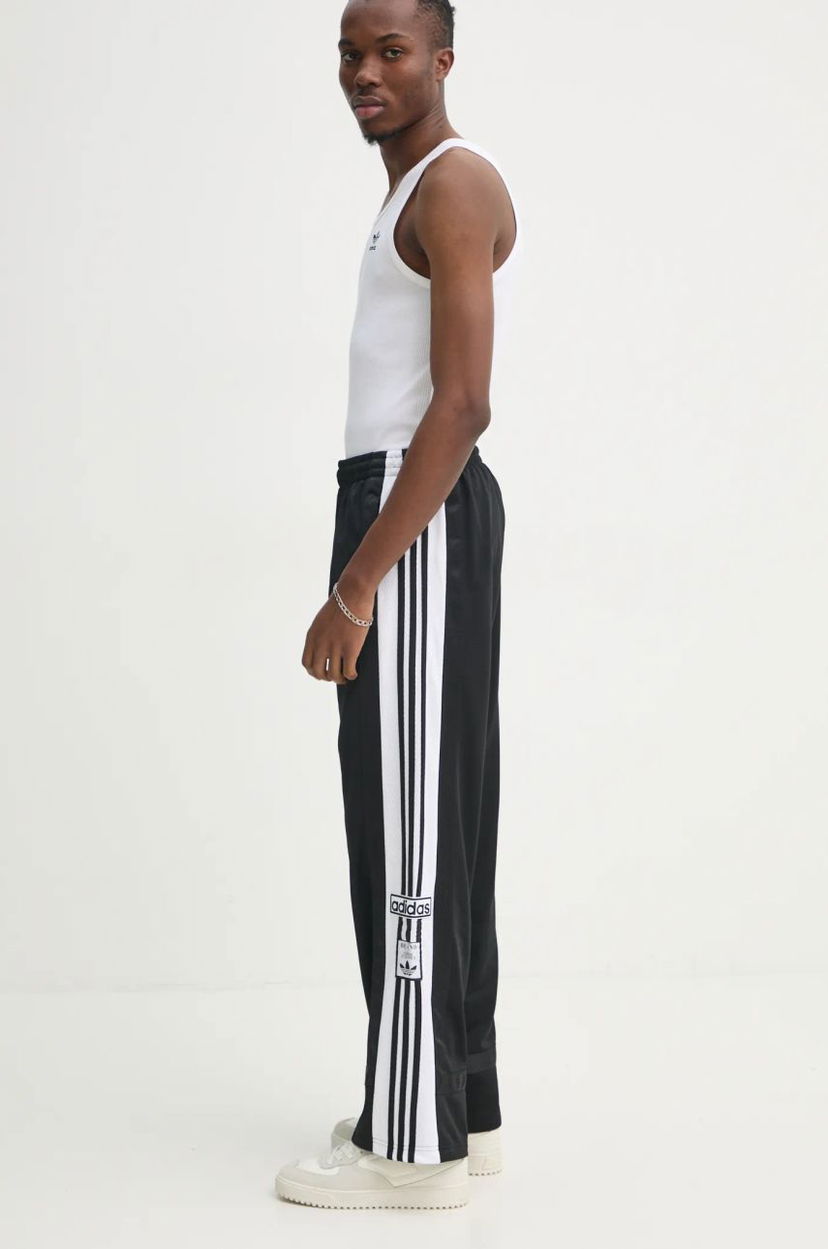 Спортивні штани adidas Originals Black Training Pants with Stripes чорний | JD4267