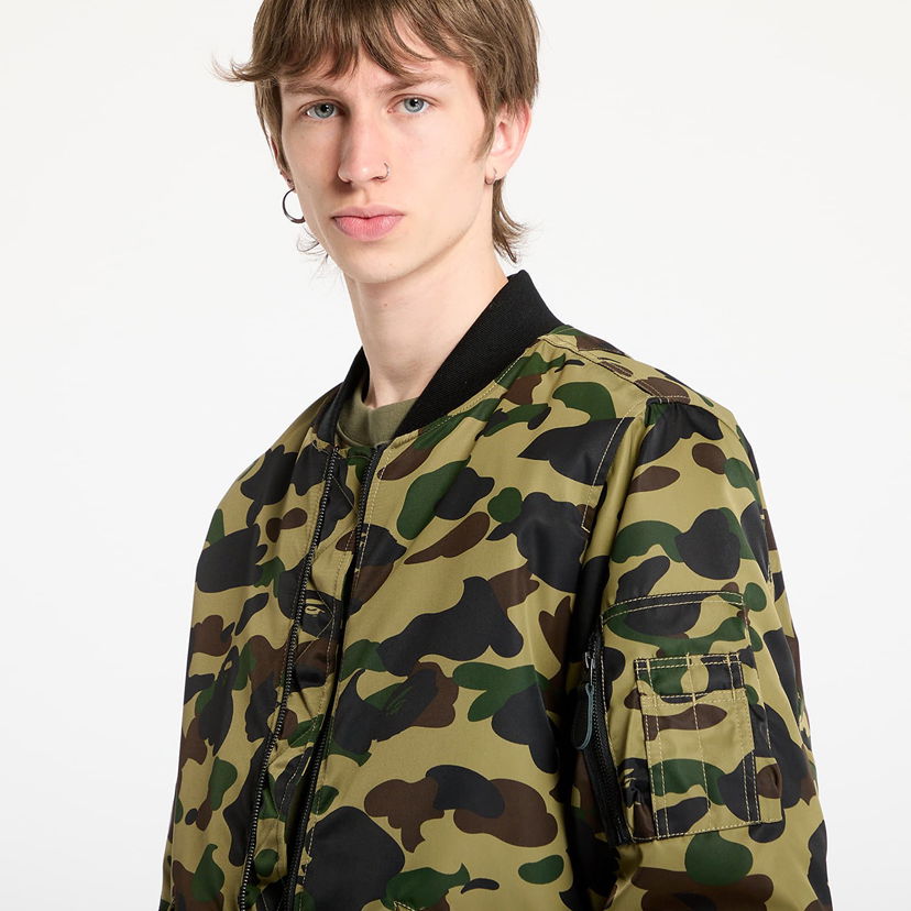 Куртка бомбер BAPE A BATHING APE 1st Camo Shark MA-1 Jacket Зелений | 001HJL301003MGRN