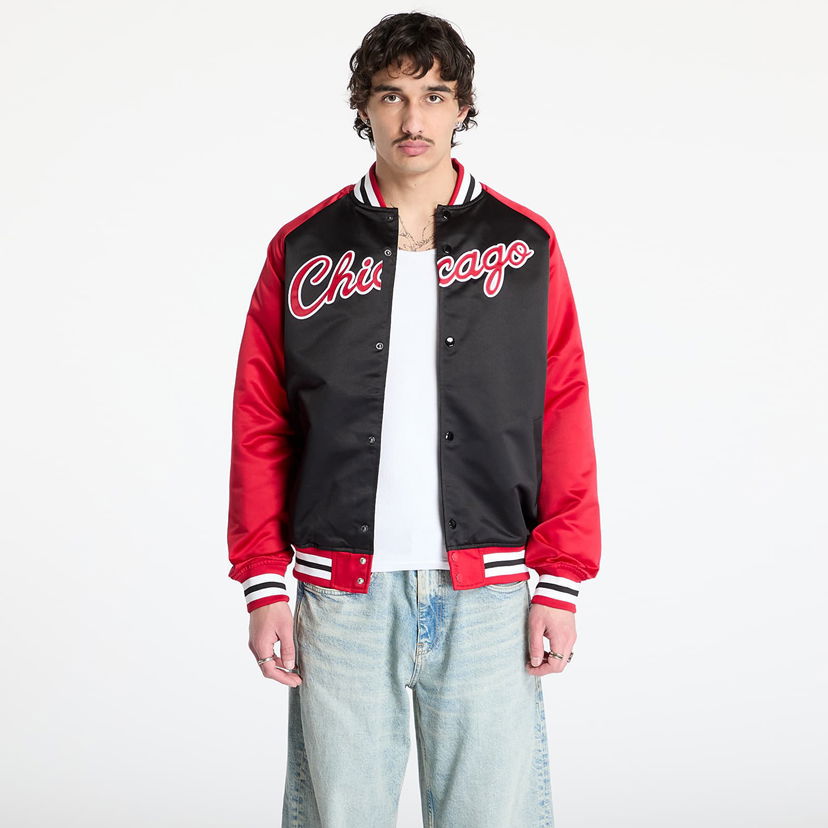 Куртка бомбер Mitchell & Ness Mitchell & Ness NBA Bulls Double Clutch Satin Vintage Logo Jacket чорний | JK9196-CBUBKSC
