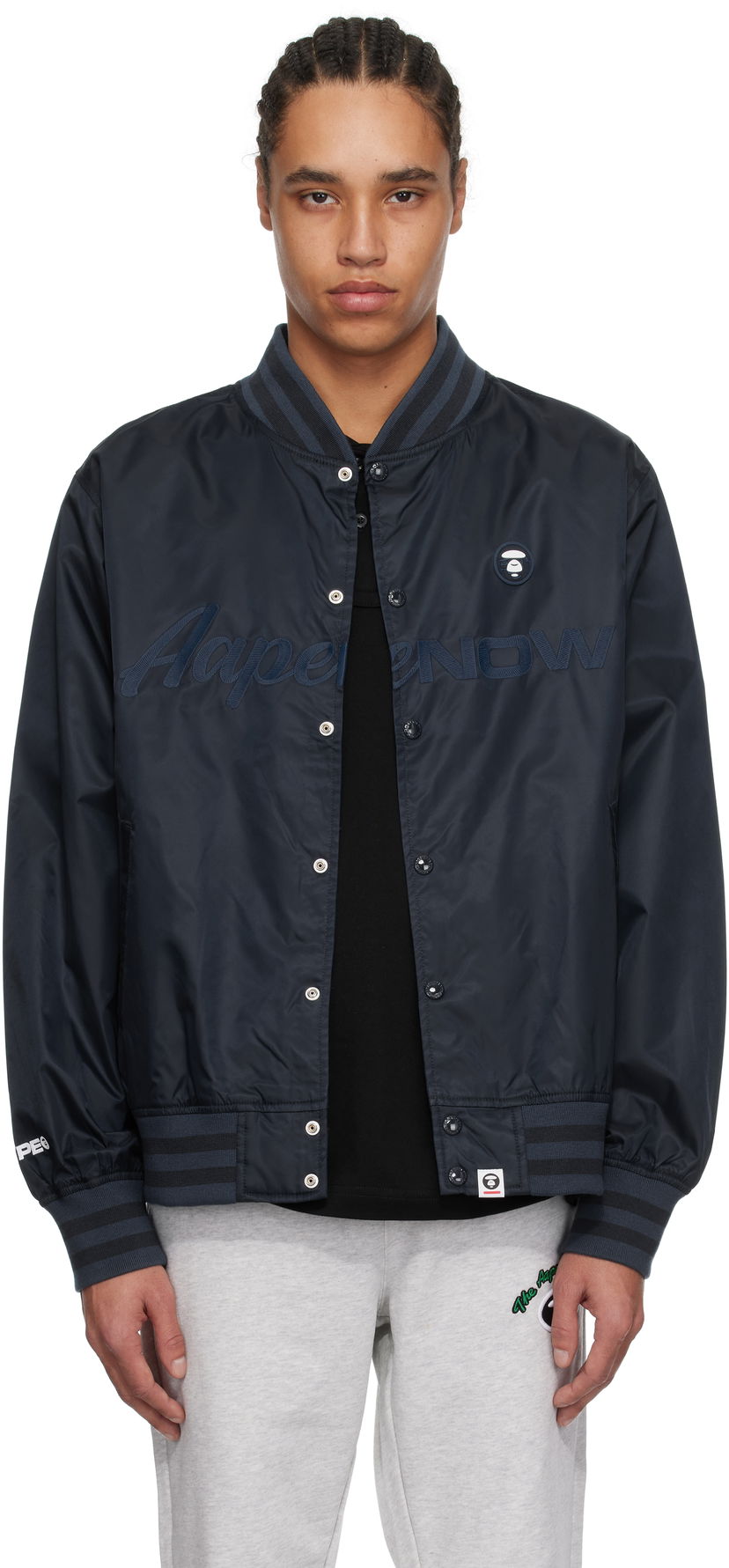 Куртка бомбер AAPE by A Bathing Ape AAPE by A Bathing Ape 'AAPE Now' Varsity Bomber Jacket темно-синій | AAPLJM7702XXNNYD
