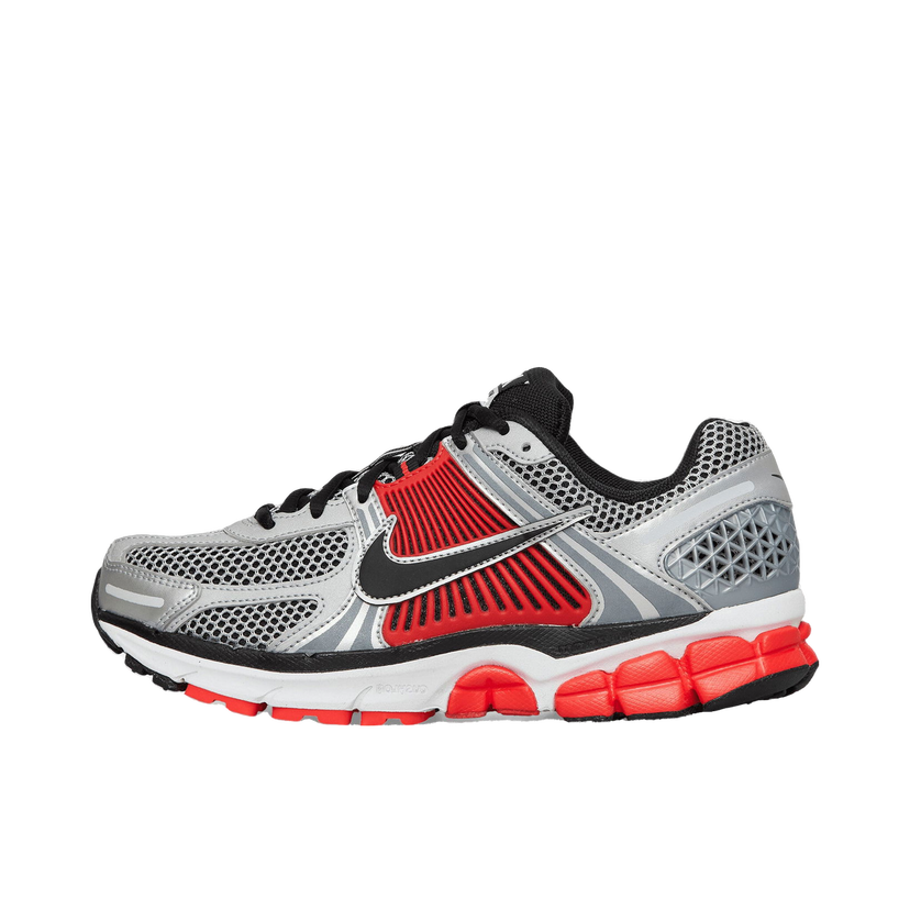 Кросівки та взуття Nike Zoom Vomero 5 SE Сірий | FJ4151-005