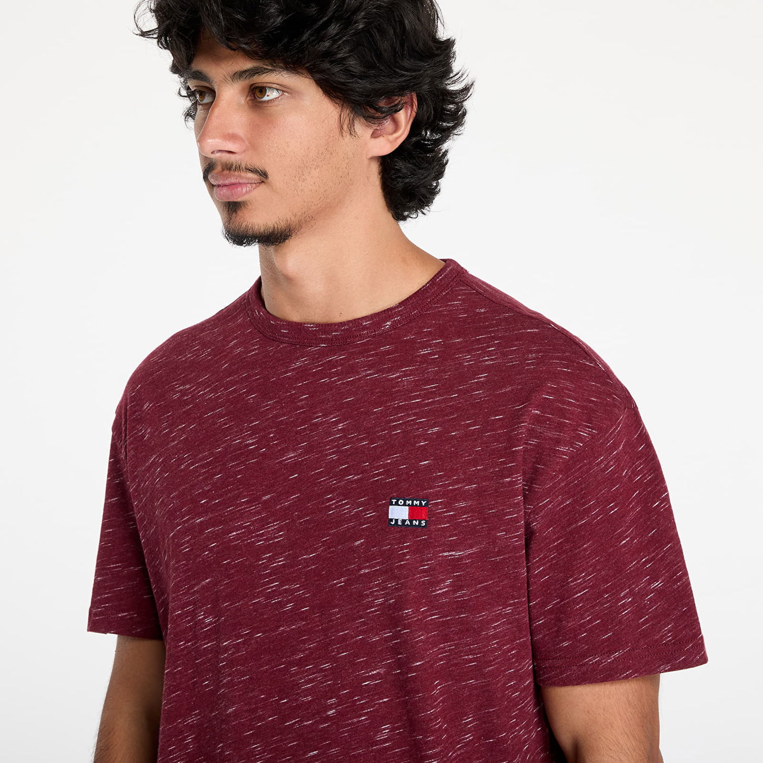 Футболка Tommy Hilfiger Regular Badge Tee Deep Rouge Бордовий | DM0DM19736 VLP, 1