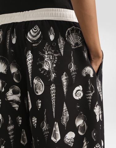 Шорти Dolce & Gabbana Dolce & Gabbana Shell-Print Crêpe Shorts чорний | GV37ATHI1ZFHN5PI, 2