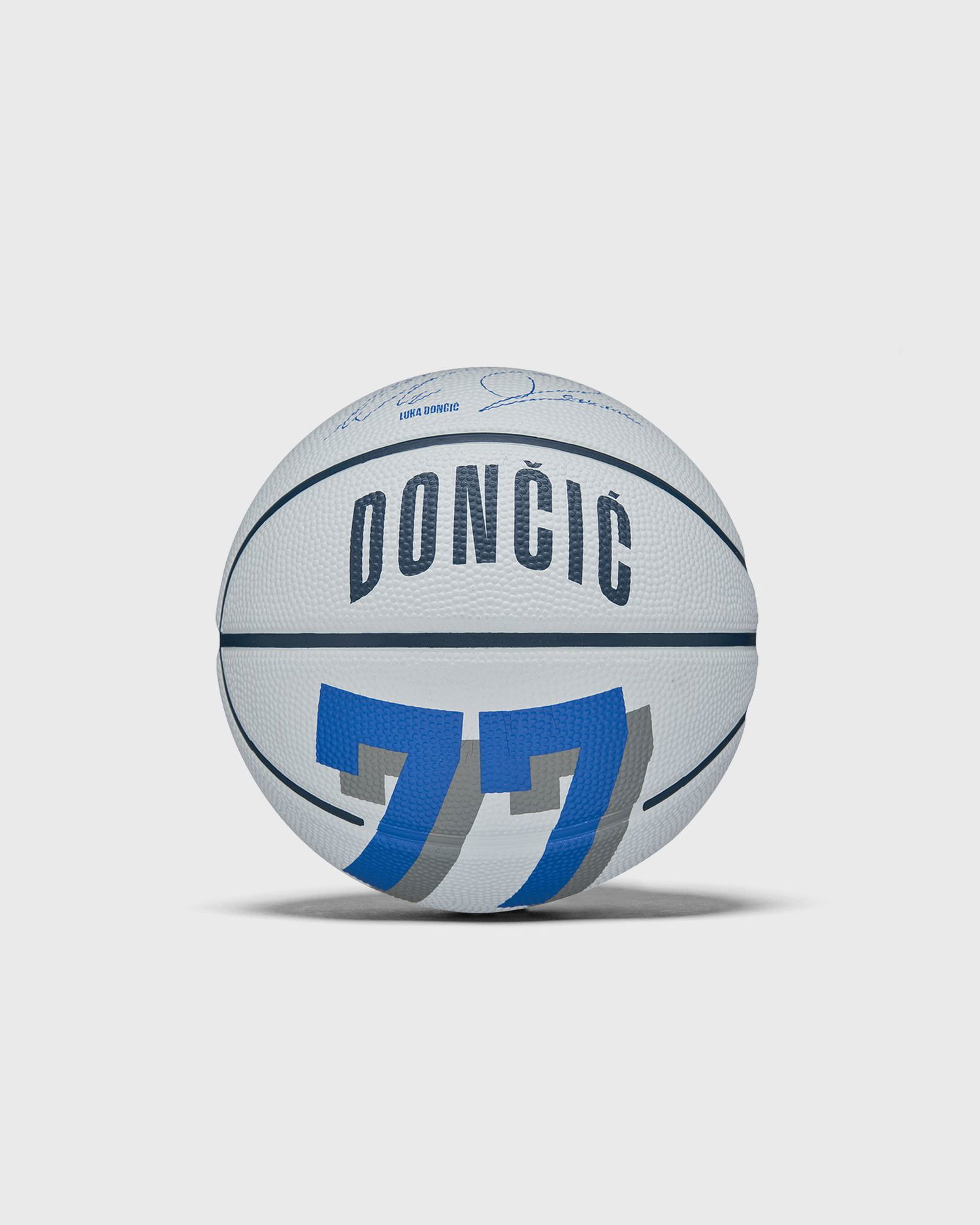 Спортивне обладнання Wilson Tennis NBA Player Icon Luka Dončić Mini Size 3 Basketball білий | WZ4007701XB3, 0