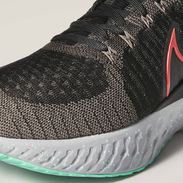 Кросівки та взуття Nike React Infinity Run Flyknit 2 Коричневий | ct2357-200, 2