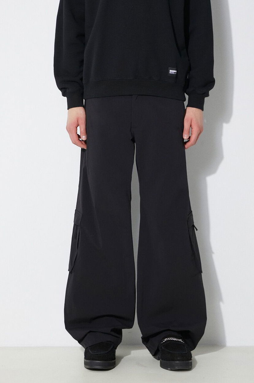 Штани карго Han Kjøbenhavn Han Kjøbenhavn Cargo Pants чорний | M.133344
