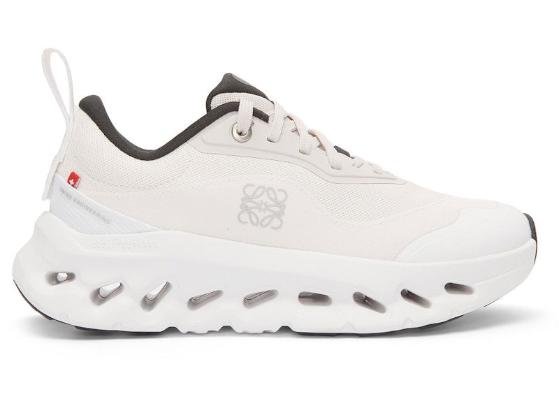 Кросівки та взуття On Running LOEWE x Cloudtilt 2 Sand White W білий | 3WE10872979, 0