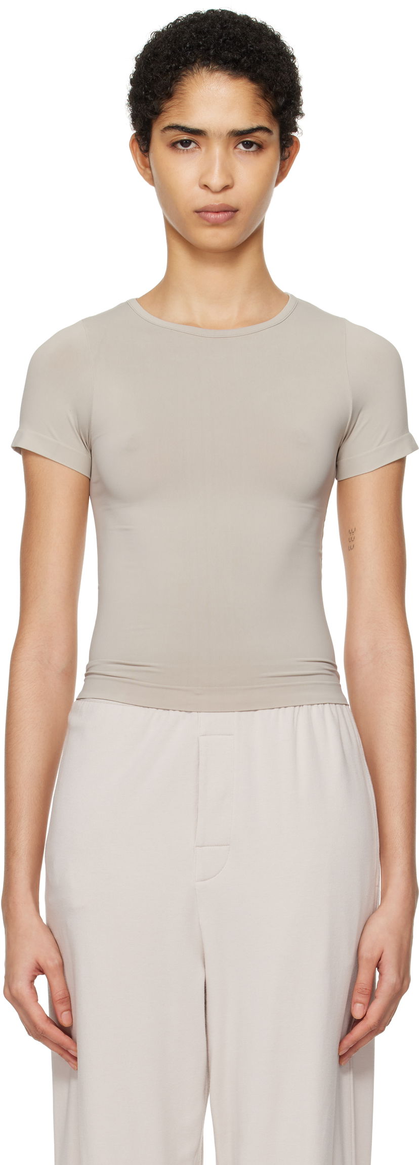 Кроп-топи SKIMS SKIMS Soft Smoothing Seamless T-Shirt бежевий | AP-TSH-0184