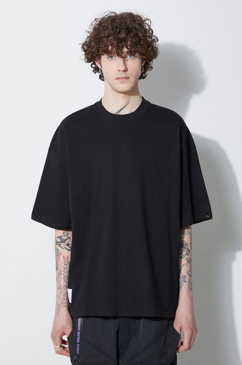 Футболка Alpha Industries Logo BP T-Shirt чорний | 146507