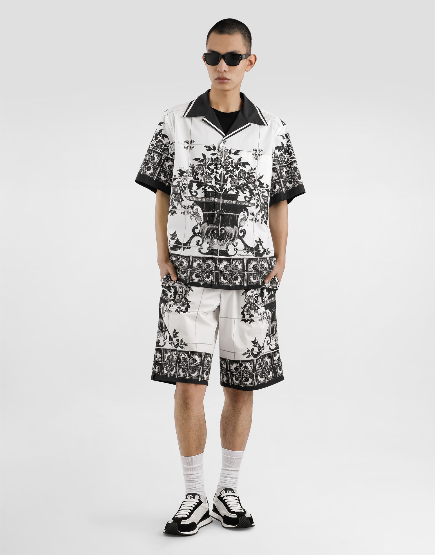 Шорти Dolce & Gabbana Dolce & Gabbana Majolica-Print Poplin Shorts білий | GV37ATHH5ECI33TN, 1