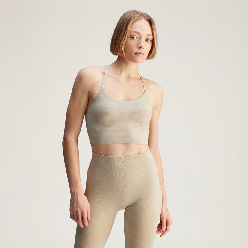Бюстгальтер adidas Performance adidas by Stella McCartney TrueStrength Seamless Yoga Bra бежевий | JI5202