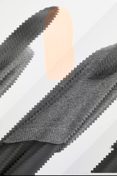 Cветр JW Anderson JW Anderson Turtleneck Wool Blend Sweater with Leather Patch Pocket Сірий | KW1292.YN0367, 2