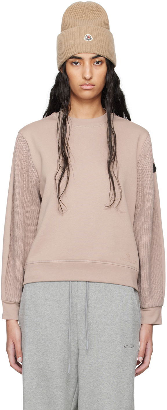 Футболка Moncler Pink Logo Patch Sweatshirt бежевий | J20938G00010809KR