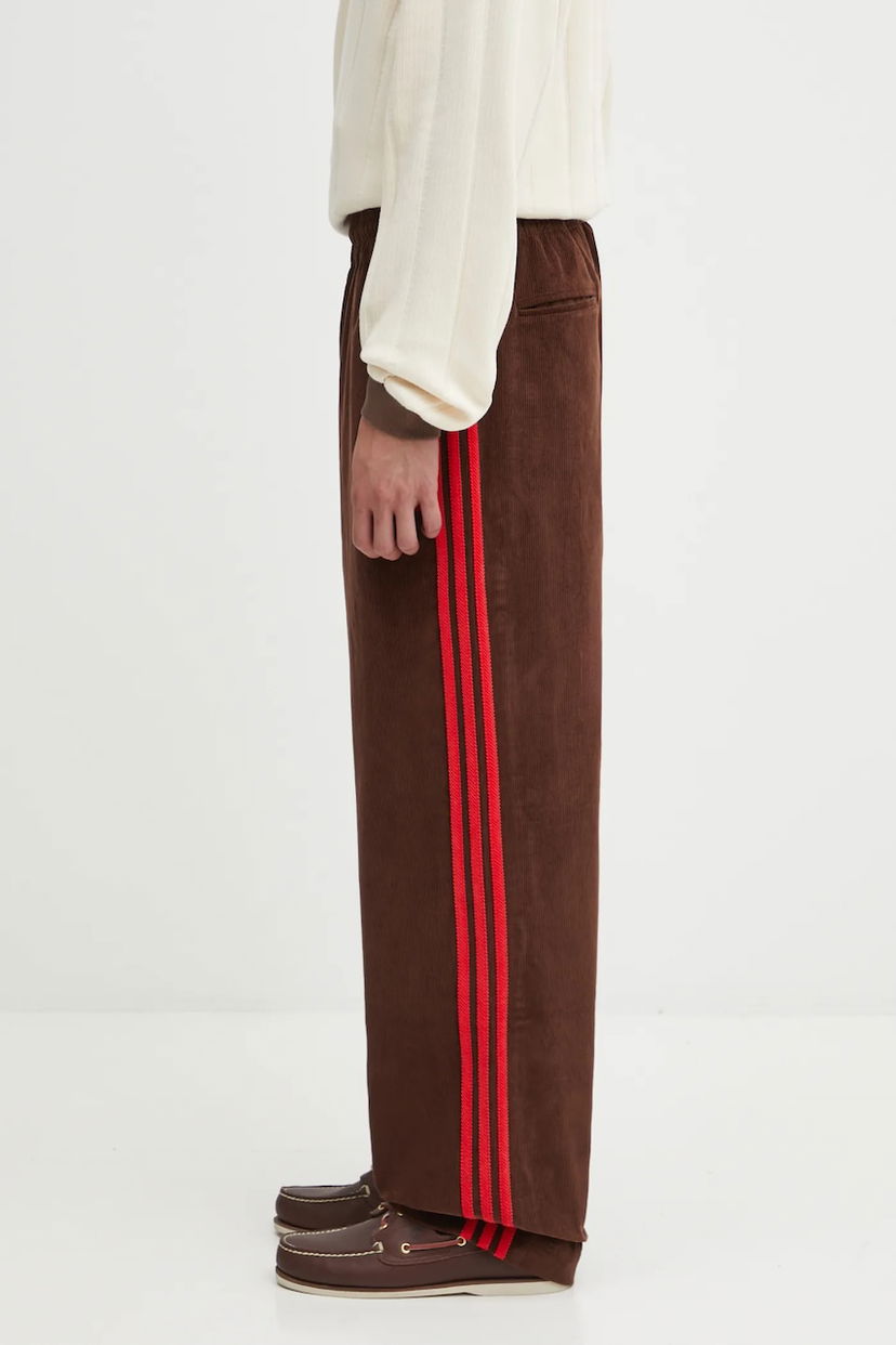 Спортивні штани adidas Originals Originals Cord Wide-Leg Pants with Red Side Stripes Коричневий | JX3108