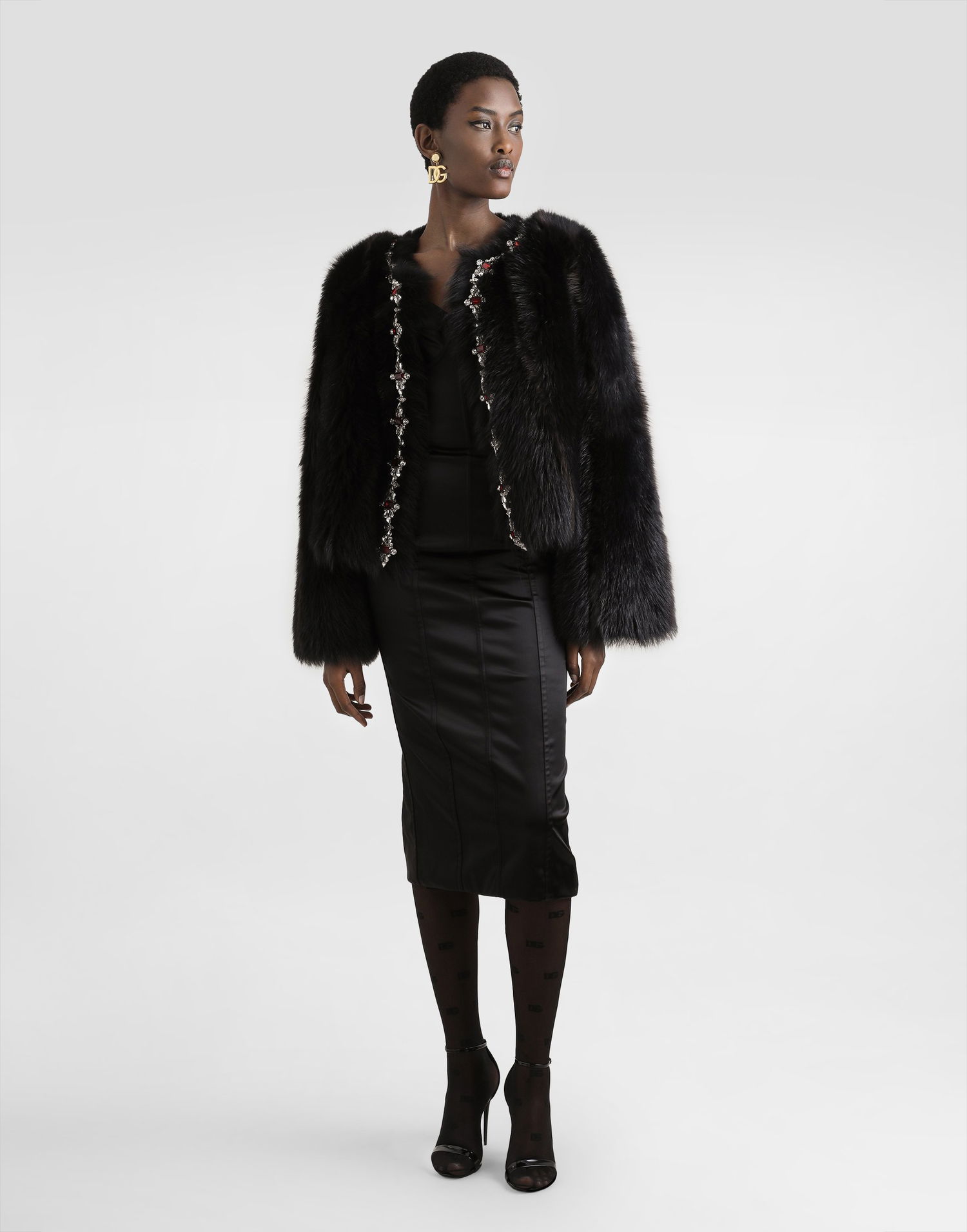 Куртка Dolce & Gabbana Dolce & Gabbana Fluffy Sheepskin Jacket with Crystal Inlay чорний | F27GEZFUPFQM1512, 1