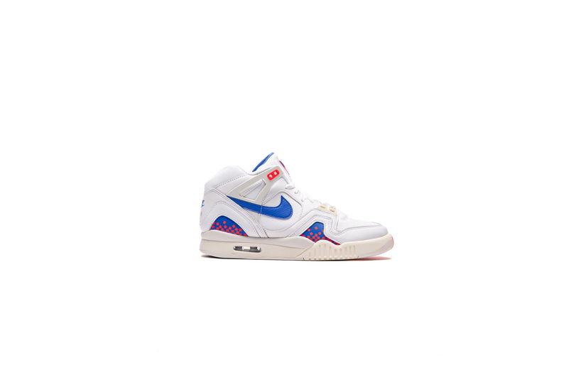Кросівки та взуття Nike Air Tech Challenge 2 білий | FZ9033-102