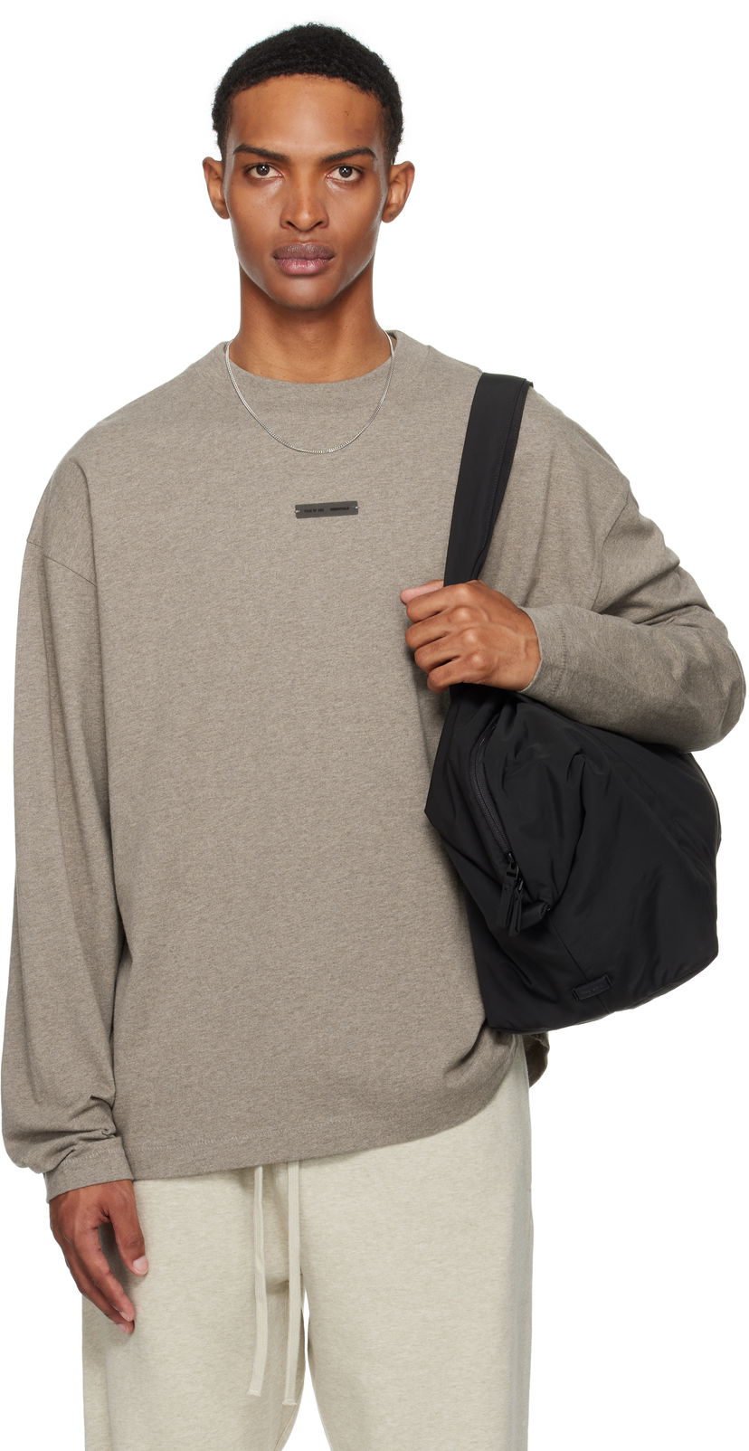 Футболка Fear of God Fear of God ESSENTIALS Classic Fit Long Sleeve T-Shirt Сірий | 125SP254203F