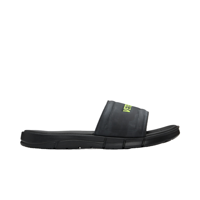 Кросівки та взуття VETEMENTS Logo Pool Slides чорний | UE52FL200B