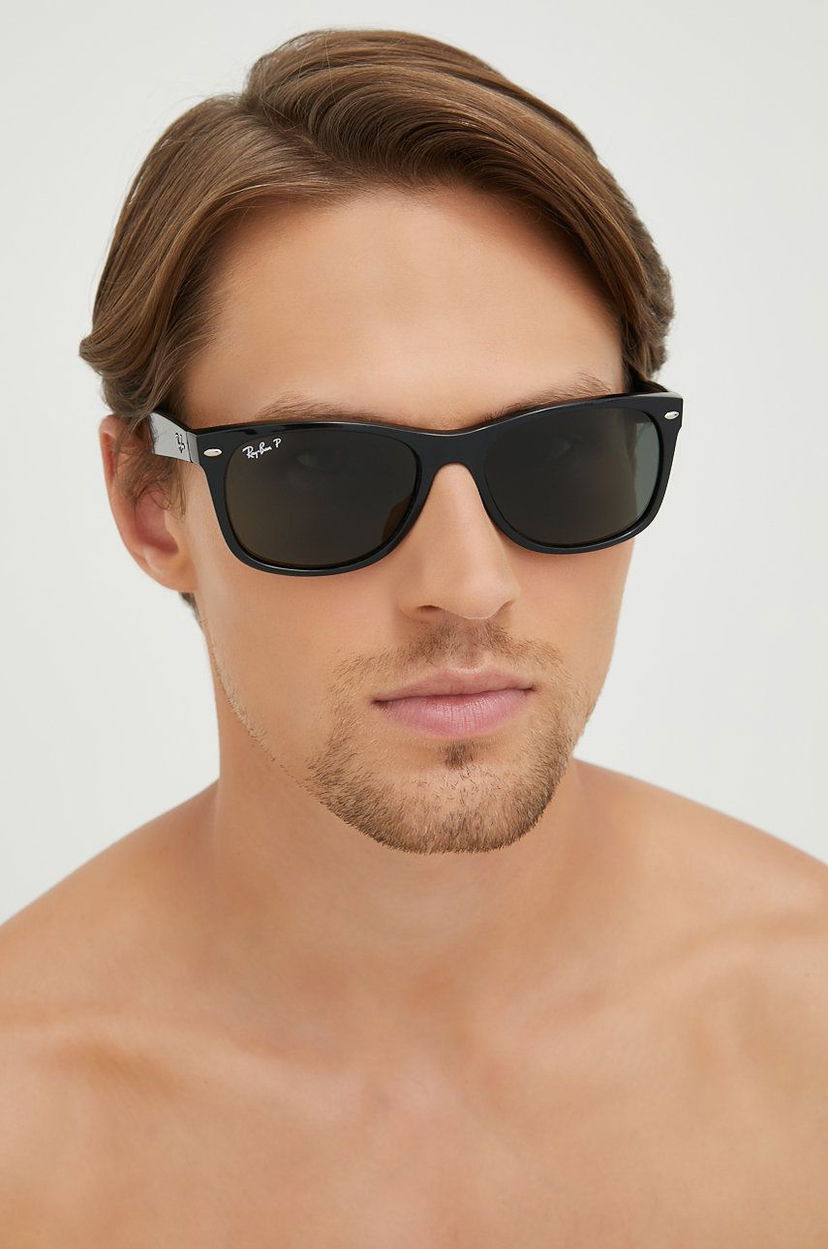 Сонцезахисні окуляри Ray-Ban NEW WAYFARER Sunglasses чорний | RB2132.901/58