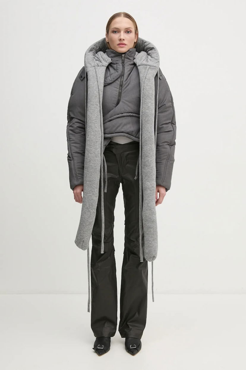 Парка Ottolinger Ottolinger Deconstructed Cropped Puffer Jacket with Attached Scarf Сірий | 2209060111