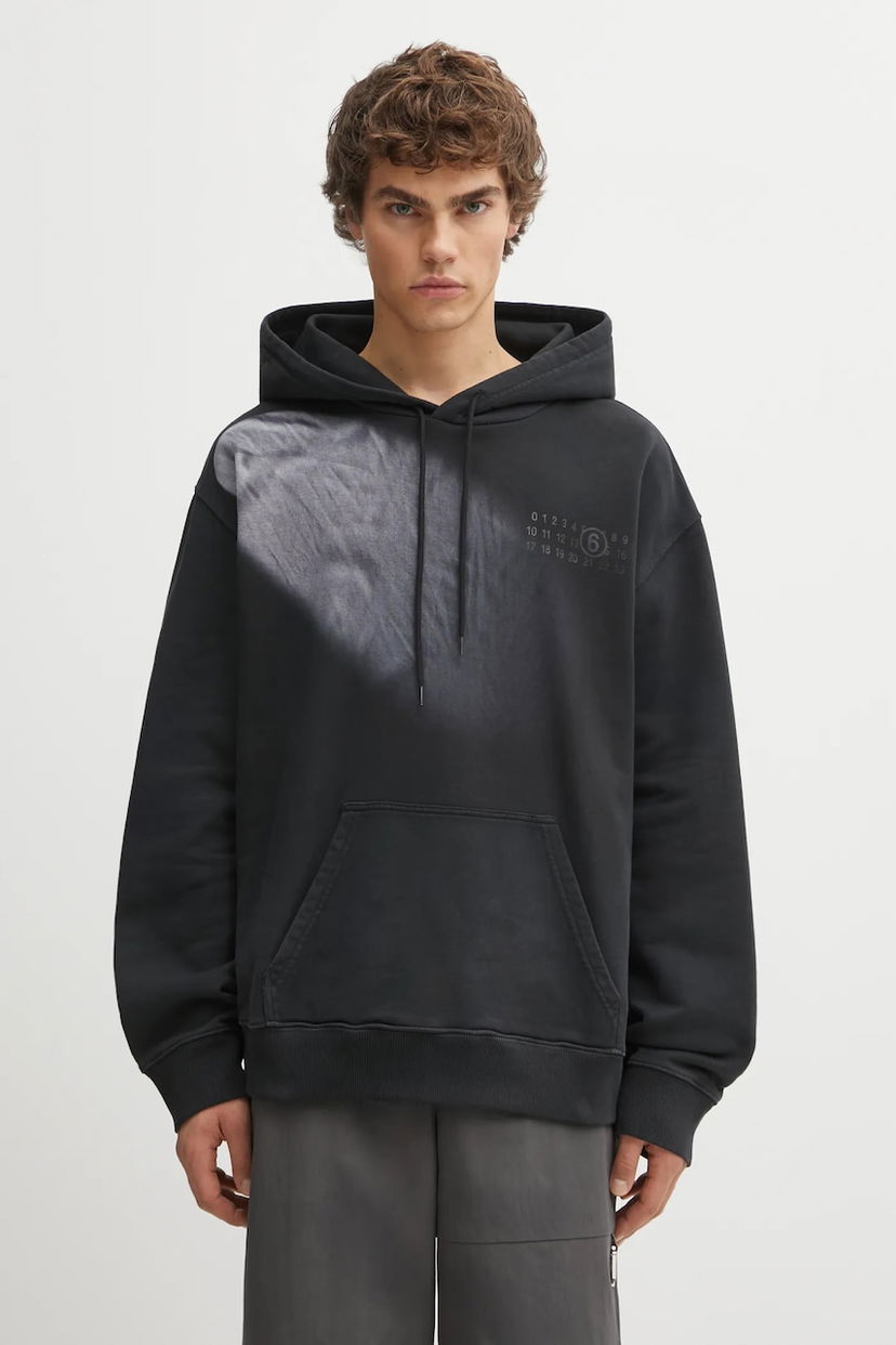 Світшоти Maison Margiela Cotton Hooded Hoodie with Faded Wash and Numerical Logo Print чорний | SH2GU0024.M25024.899