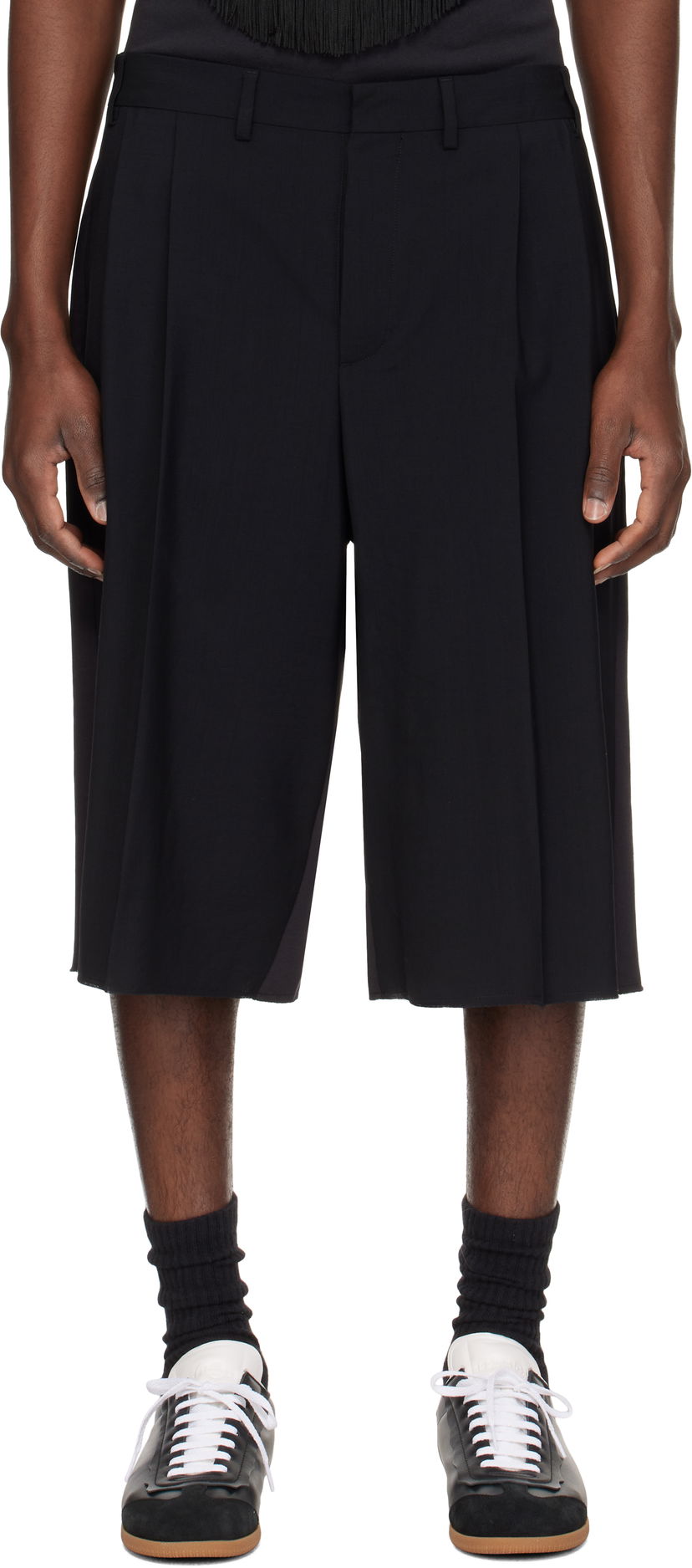 Шорти Maison Margiela MM6 Maison Margiela Pleated Knee-Length Shorts чорний | SH0MU0013 MTN042