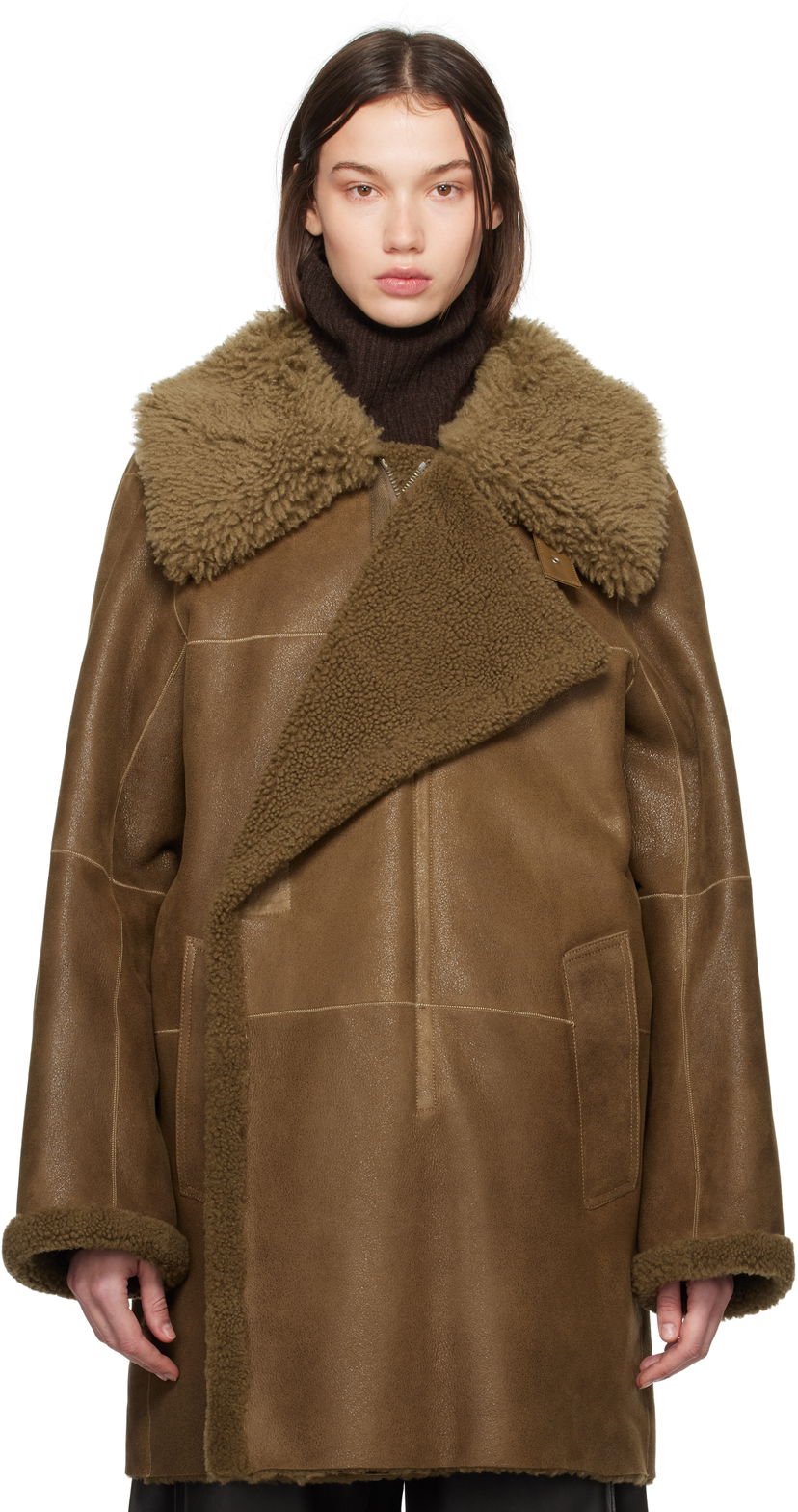Пальто LEMAIRE Lemaire Asymmetrical Shearling Coat Коричневий | CO1079 LL0037