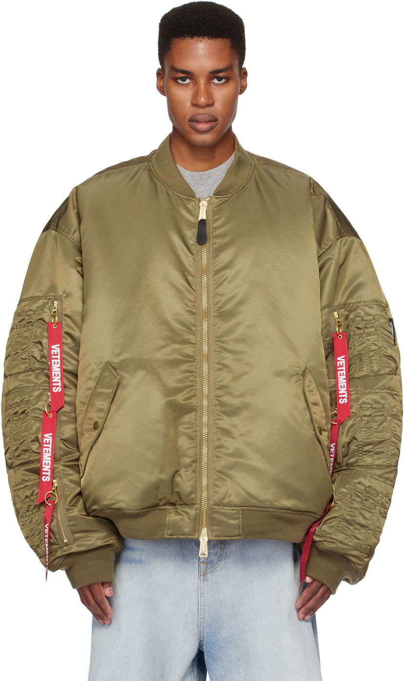 Куртка бомбер VETEMENTS Cargo Reversible Bomber Jacket Зелений | UA66JA300E
