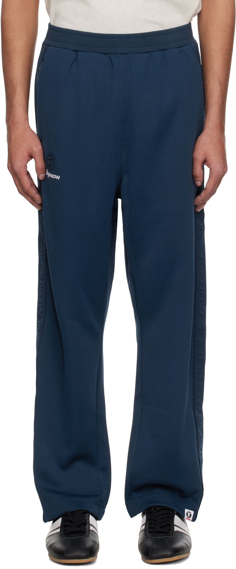 Спортивні штани AAPE by A Bathing Ape AAPE by A Bathing Ape 'AAPE Now' Sweatpants темно-синій | AAPPTMB674XXNNYX