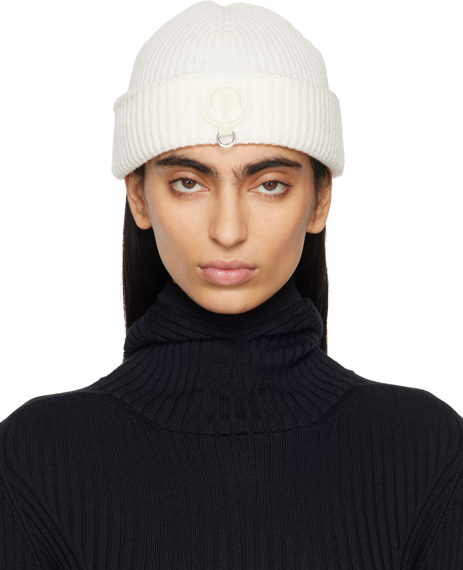 Шапка Moncler Willow Smith x Wool Beanie With Logo Patch білий | J209T 3B00004 - M1131, 0