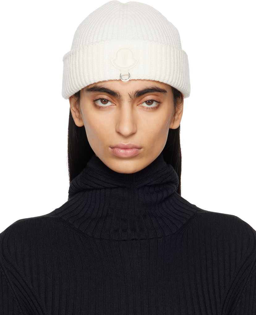 Шапка Moncler Willow Smith x Wool Beanie With Logo Patch білий | J209T 3B00004 - M1131