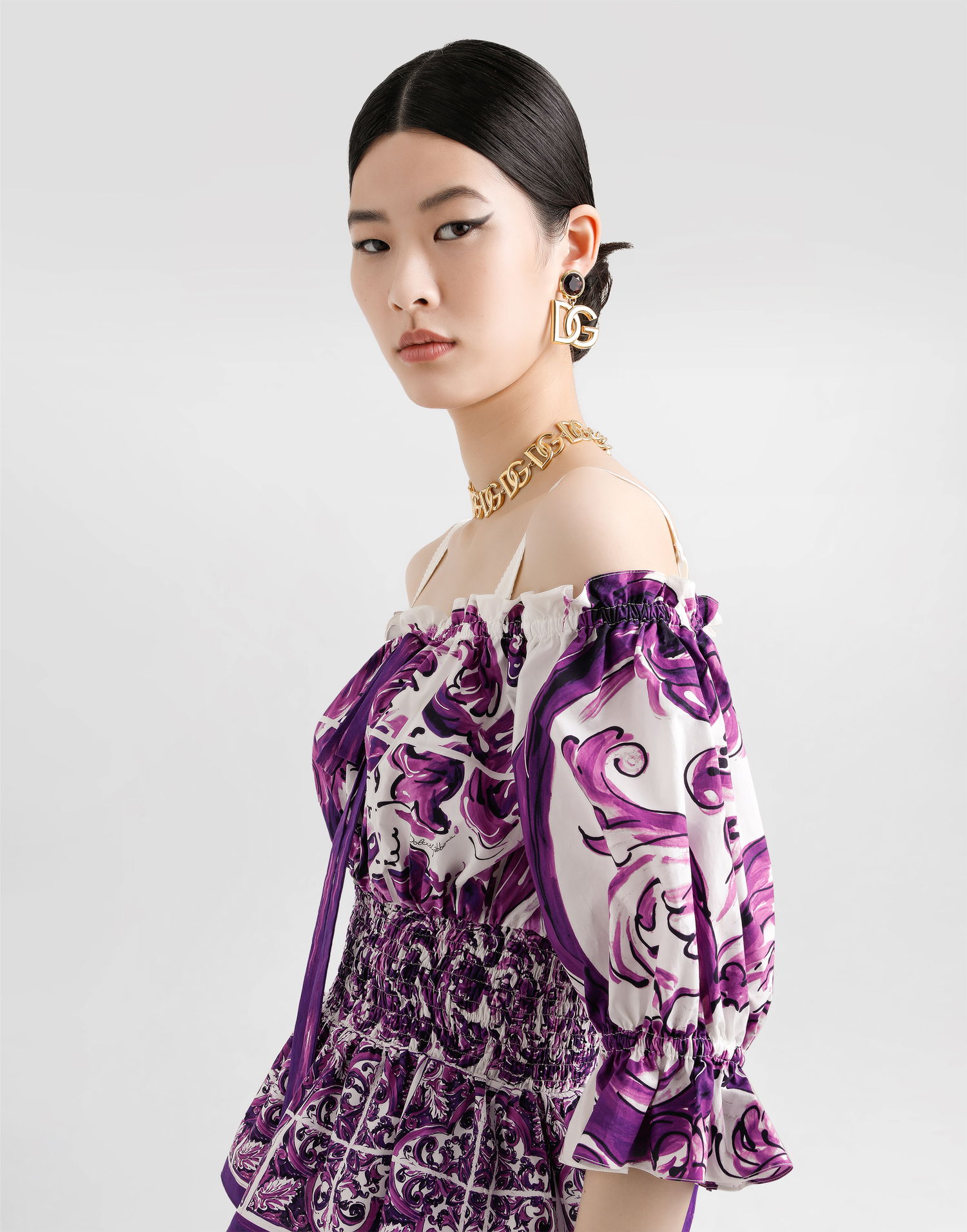 Сорочка Dolce & Gabbana Dolce & Gabbana Majolica Print Off-the-Shoulder Poplin Top Фіолетовий | F71I6TFI5JPHP5DQ, 1