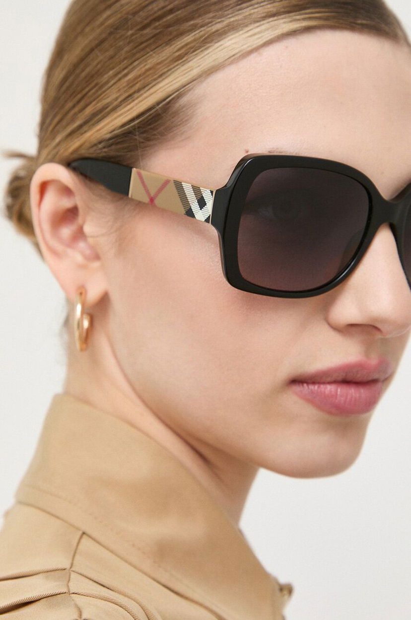 Сонцезахисні окуляри Burberry Square Frame Sunglasses чорний | 0BE4160