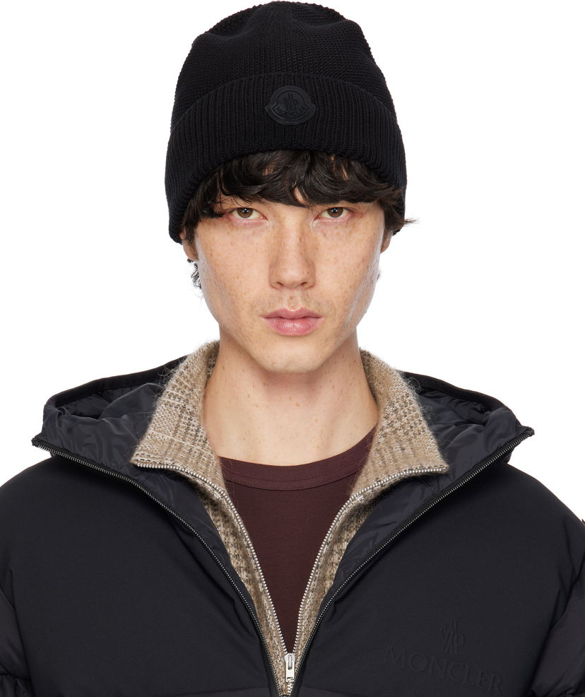 Шапка Moncler Moncler Logo Patch Beanie чорний | K10913B00022M1367