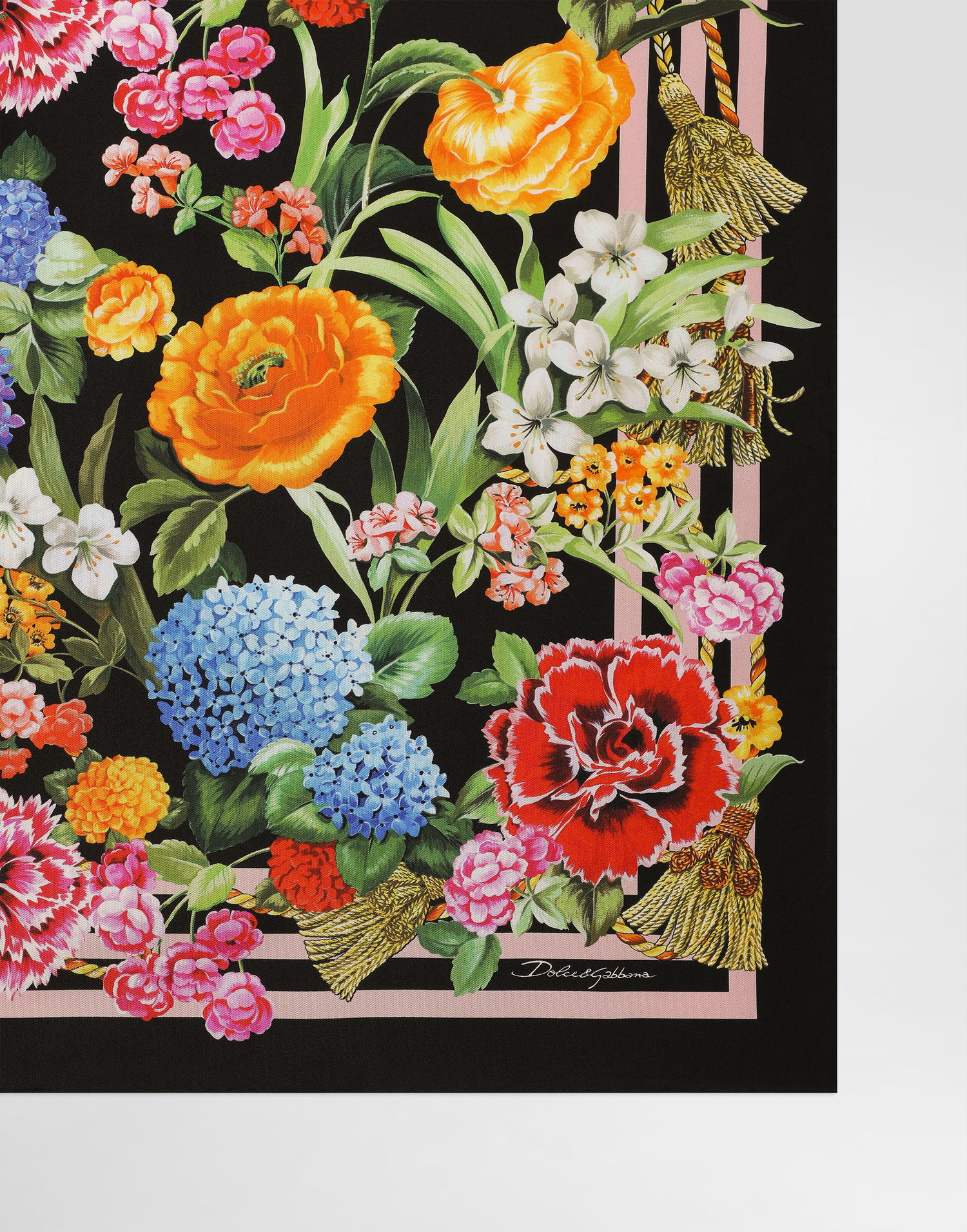 Шарф Dolce & Gabbana Dolce & Gabbana Floral Print Silk Twill Square Scarf чорний | FN090RGDCV9H45KU, 1
