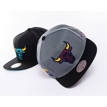 Кепка Mitchell & Ness NBA Core Xi Snapback Chicago Bulls Black чорний | HHSS6751-CBUYYPPPBLCK, 4