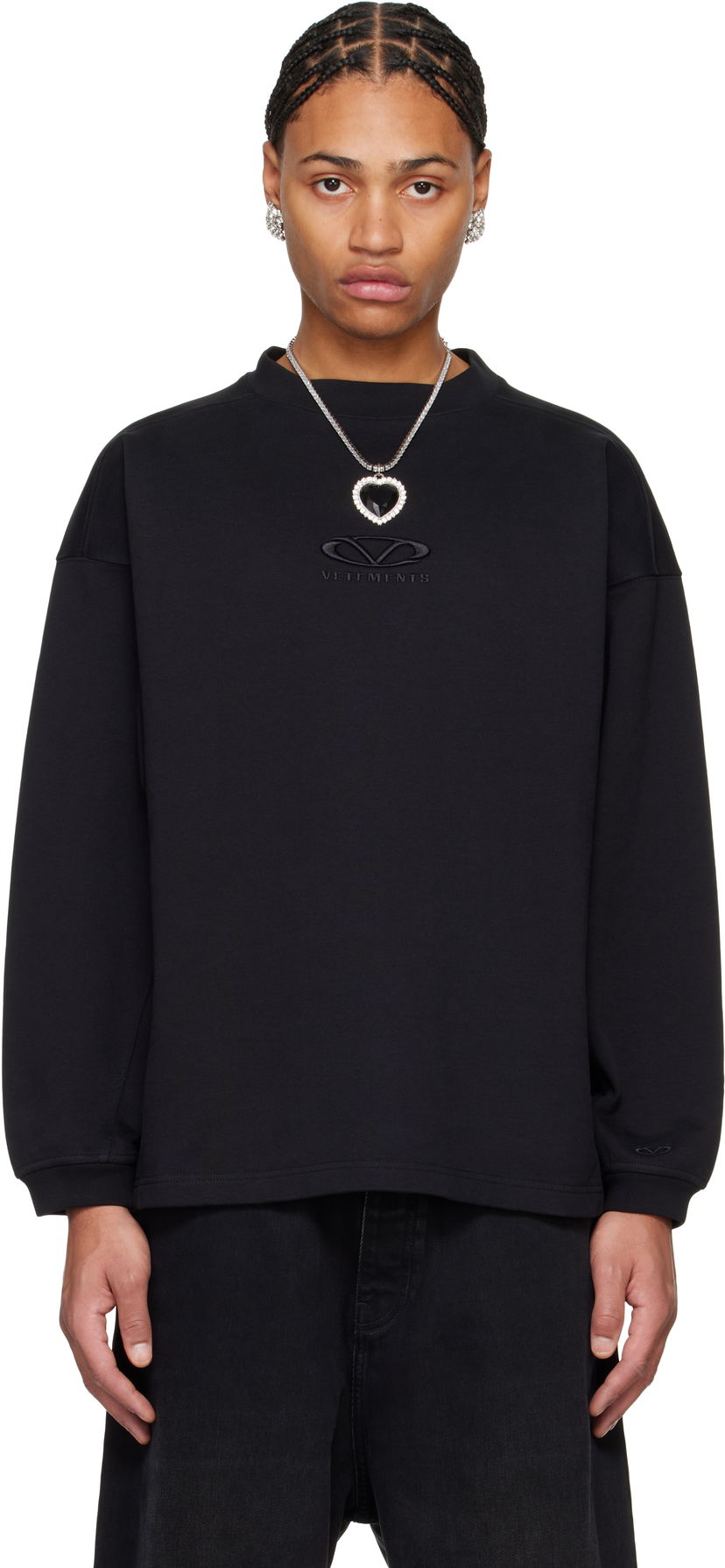 Світшоти VETEMENTS Oval Logo Cropped Crewneck Sweater чорний | UA66CW600BB
